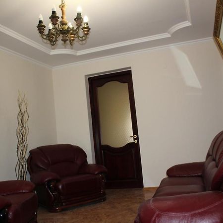 Chekin Imereti Kutaissi Exterior foto