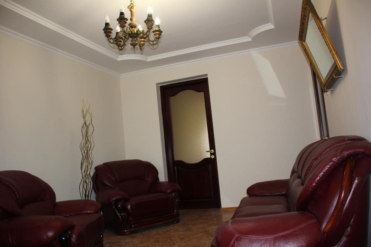 Chekin Imereti Kutaissi Exterior foto